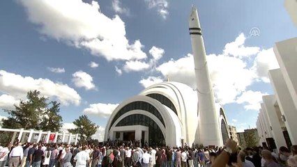 Erdoğan, İTÜ Ayazağa Kampüsü'ndeki Abdülhakim Sancak Camisi'nin açılışına katıldı (1)