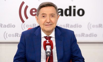 Скачать видео: Federico Jiménez Losantos agradece a los oyentes los diez años de esRadio