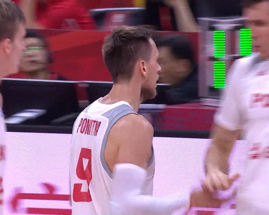 Groupe I - La Pologne domine la Russie