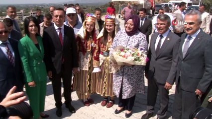 Bakan Selçuk, eski Bakan Koç'un babasının yaptırdığı namazgahı ibadete açtı