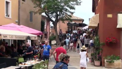 Roussillon-Village