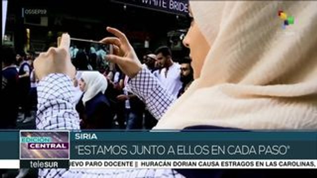 Sirios realizan caminata en apoyo a niños discapacitados por la guerra
