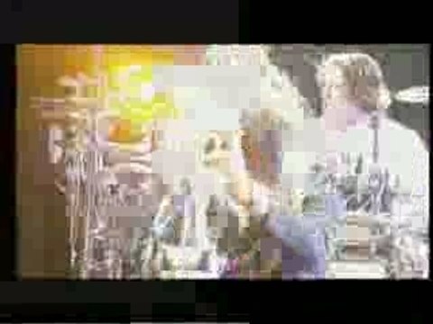 KoRn - Divine (Pinkpop Festival 2007)