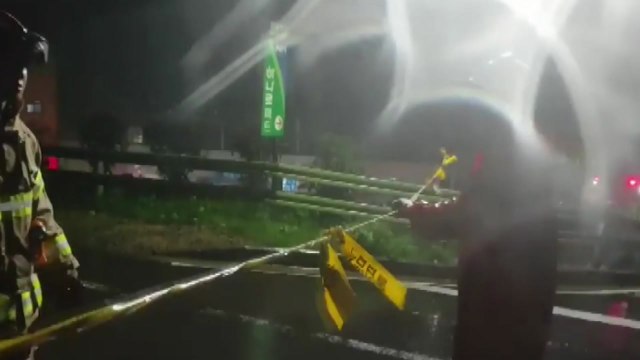 폭풍우 몰고 태풍 '링링' 북상...오늘 한반도 강타 / YTN