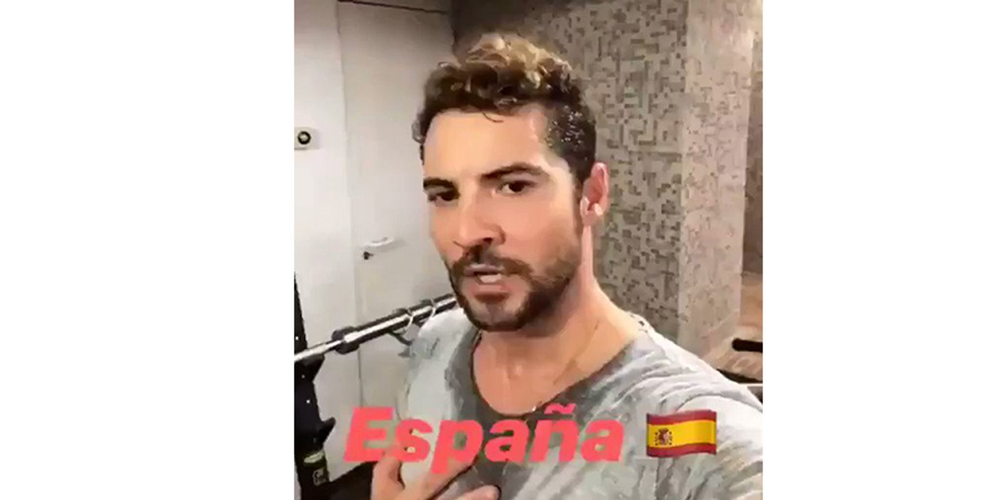 David Bisbal canta el himno de España y los antiespañoles se ponen de los nervios