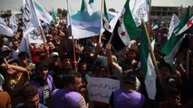 تظاهرات في إدلب مناهضة لدمشق وحليفها الروسي