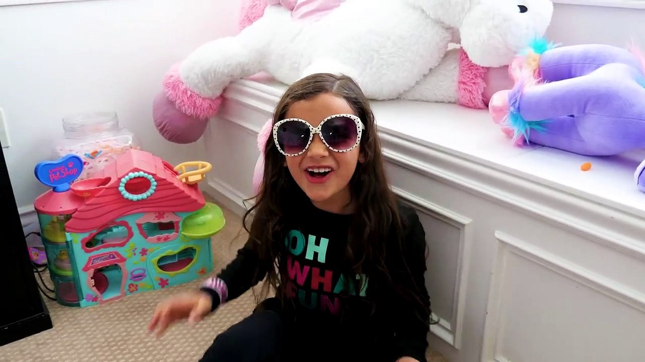 ZoZo Teaches You HOW TO BE A POP STAR- - ZoZo Show