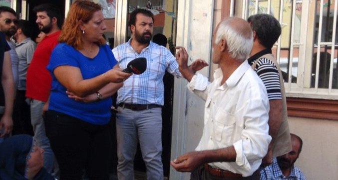 HDP'li kişinin acılı polis babasına söylediği Çocuğunuzu siz gönderdiniz sözü gerginliğe neden oldu