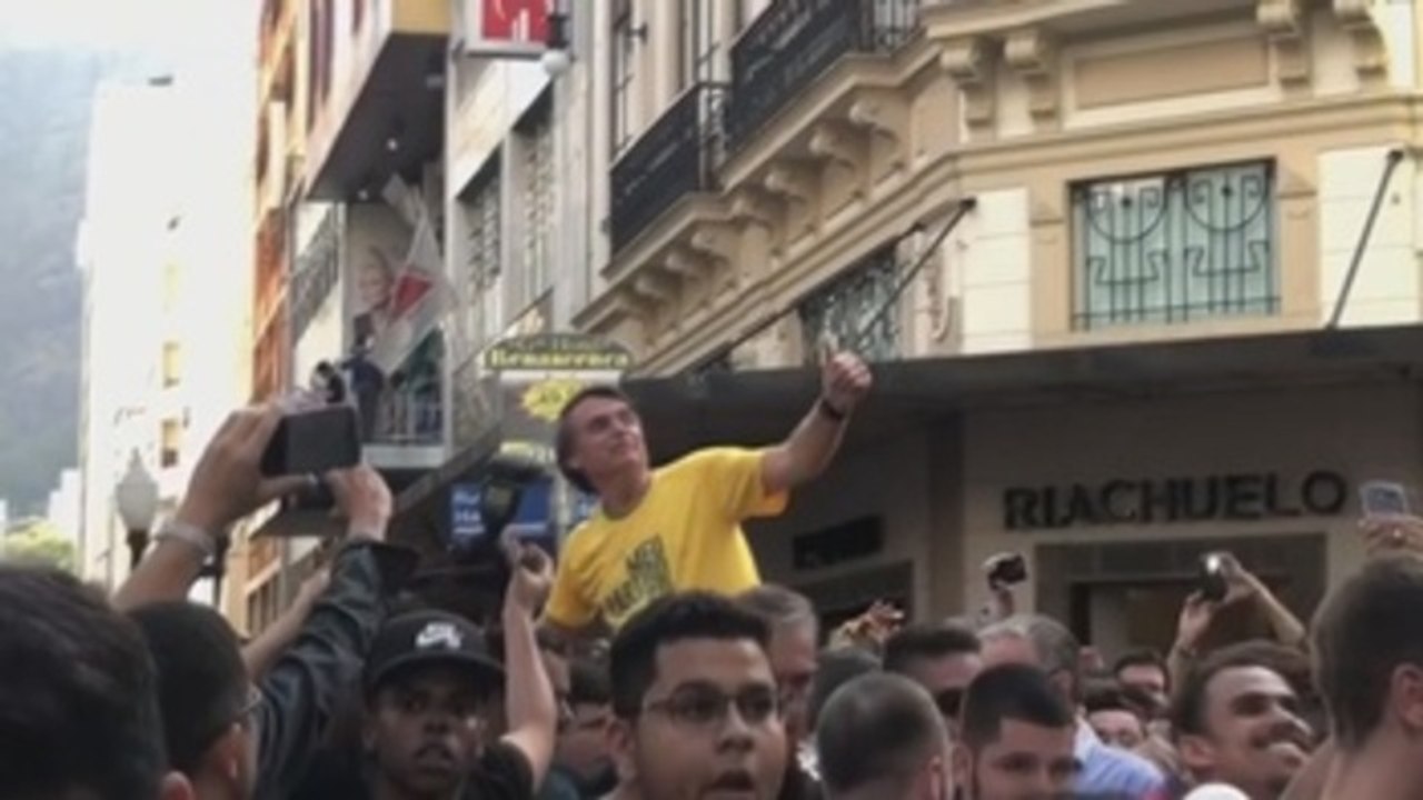 Bolsonaro recuerda su "aniversario" cuando se cumple un año de su atentado
