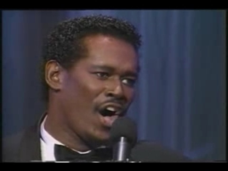 Luther VanDross - A House is not a Home (Live)