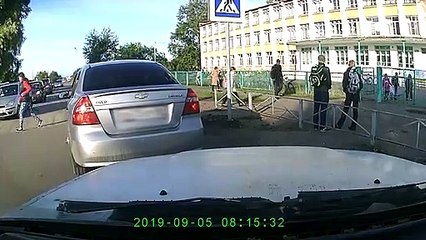 Man Saves Kitten in the Nick of Time