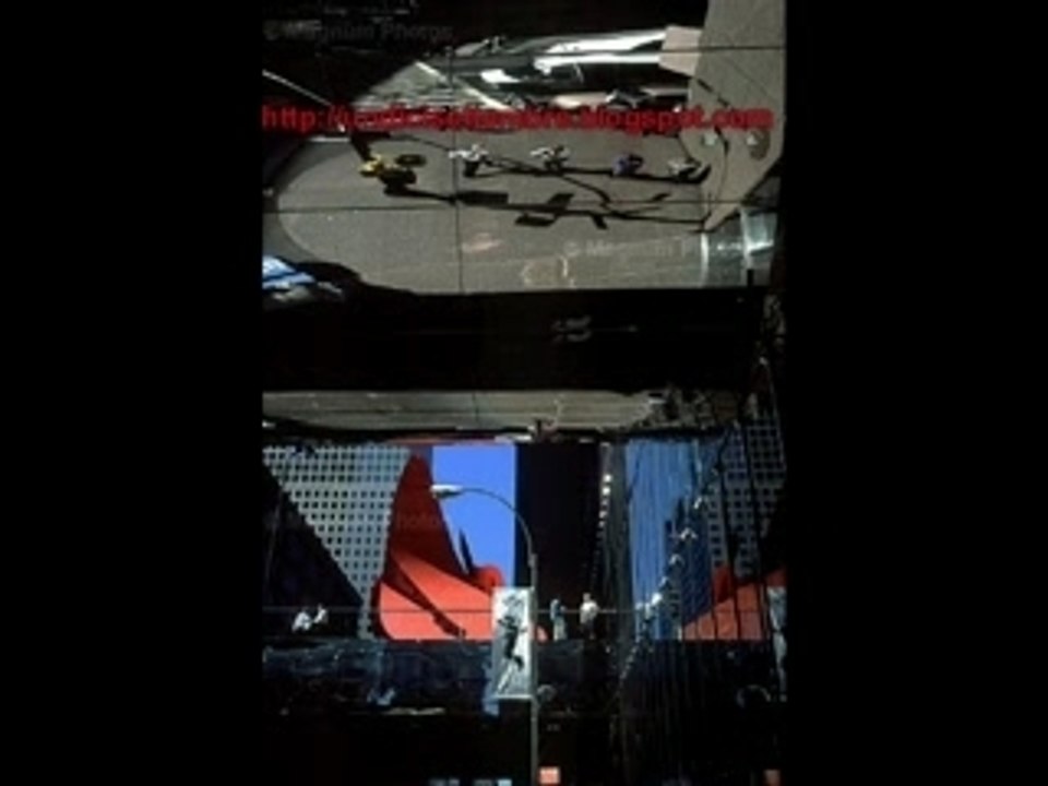 WTC7 - damage into structure first of collapse