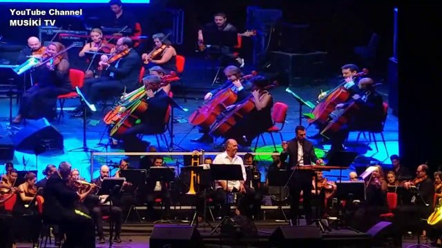 SENFONİ ORKESTRASI & AHMET BARAN (Kanun Virtüözü) - Mozart Türk Marşı & Mehter Marşı & Üsküdara Giderken