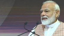 PM Modi encourages ISRO scientists, asks them not to lose hope | OneIndia News