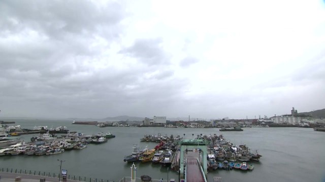 [태풍 위치] 인천 태풍경보...초속 33.9m 강풍에 뱃길 끊겨 / YTN