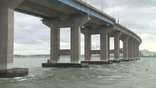 [태풍 위치] 태풍 '링링' 수도권 상륙...다리 위는 '아찔' / YTN