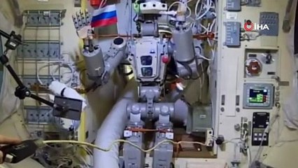 İnsansı robot Fedor Dünya'ya döndü