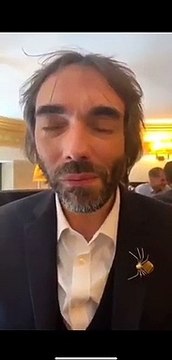 Piégé par une question simple sur le logement à Paris, la vidéo de Cédric Villani, candidat aux municipales, devient virale