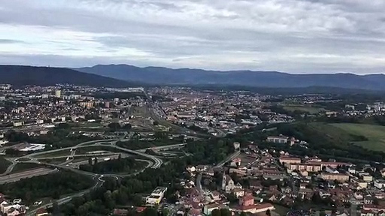 10e édition des Ballons de Belfort : survol de Danjoutin, avec Belfort et les Vosges en toile de fond