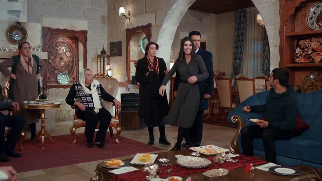 Sarhoş Mavi’nin baba özlemi! - Aşk ve Mavi 19.Bölüm