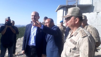 Bakan Soylu önündeki dağı gösterip açıkladı: Şurada 60-65 terörist kaldı, tertemiz hale getireceğiz