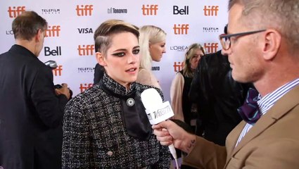 Kristen Stewart Supports Robert Pattinson as Batman