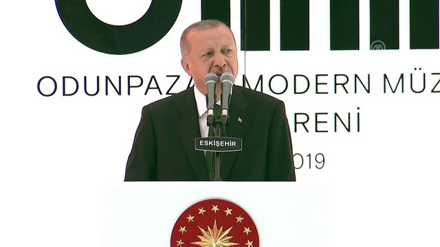 Cumhurbaşkanı Erdoğan: 'Kimliğimizi kaybettiğimizde geriye hiçbir şeyimiz kalmaz' - ESKİŞEHİR
