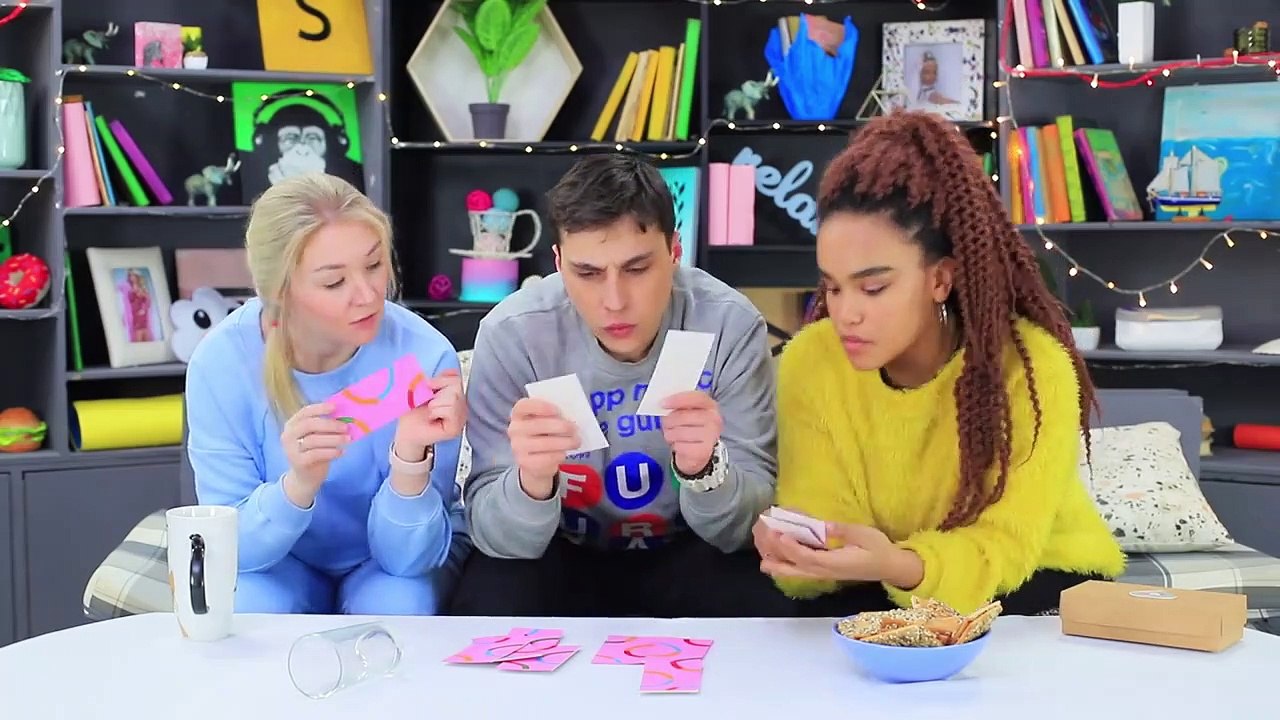 8 Things You Do With Your BFF Amazing Board Games (2)