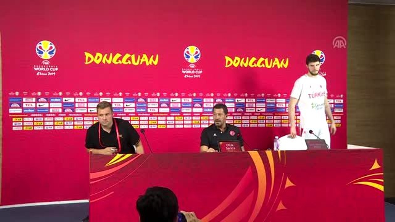 Karadağ basketbol maçının ardından - Ufuk Sarıca ve Metecan Birsen