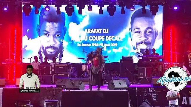 Arafat For Ever - Julien Goualo parle à la chine en Nouchi