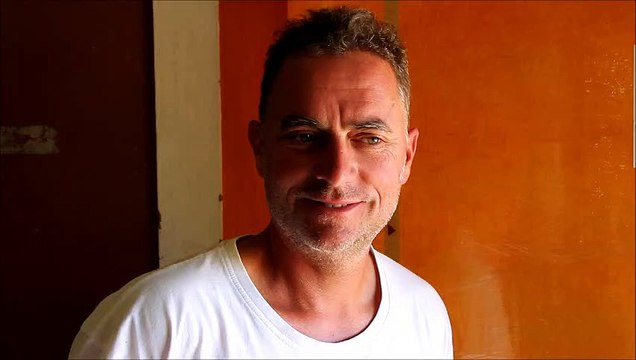 Saint-Mamert : le vigneron Clodéric Prade parle de l'agroforesterie