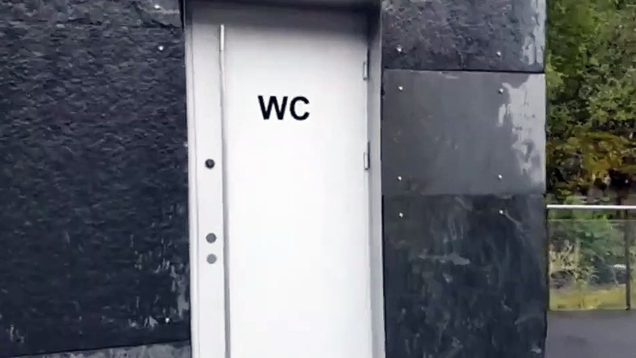 Ces toilettes sont incroyables : vue à couper le souffle