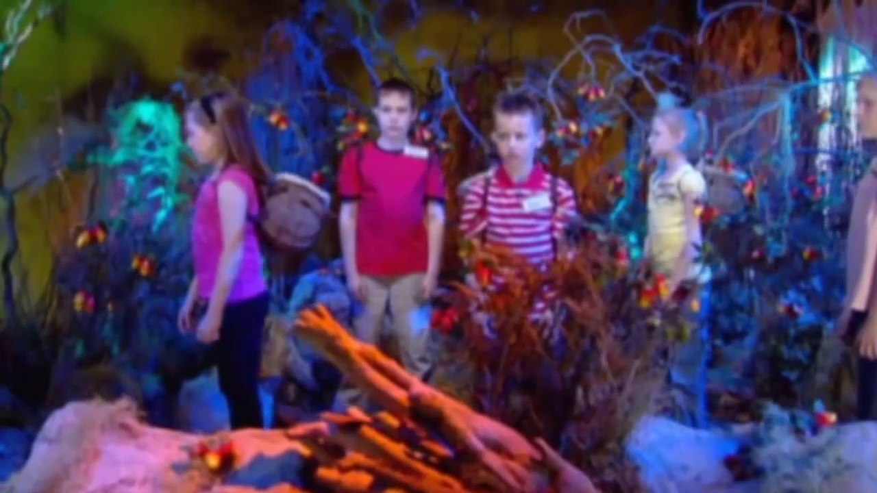 Trapped! Full Episode - Series 3, Episode 7 (Eastboune) [CBBC, 2009 ...