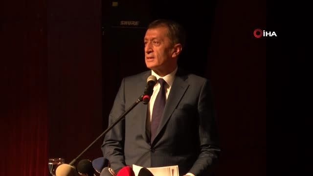 Bakan Selçuk: 2019 YKS'de ilk binde 130 imam hatipli öğrencimiz başarıya imza atmış bulunuyor