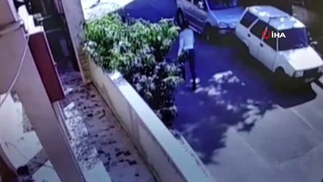 Sultanbeyli'de amca çocukları arasında silahlı kavga kamerada