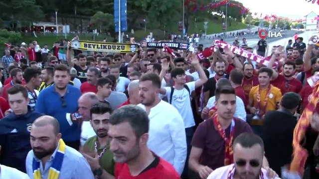 Ali Sinanoğlu’ndan milli takımlar için 'Milli Aşk' marşı