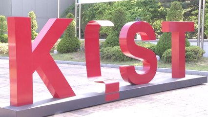 "조국 부인이 증명서 부탁"...檢, 진술 확보 / YTN