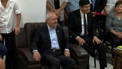 Chp lideri kılıçdaroğlu ilk kez deve sütü içti