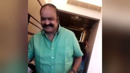 தினகரன் குறித்து ஓட்டலில் புகழேந்தி கடும் விமர்சனம்.. வைரல் வீடியோ