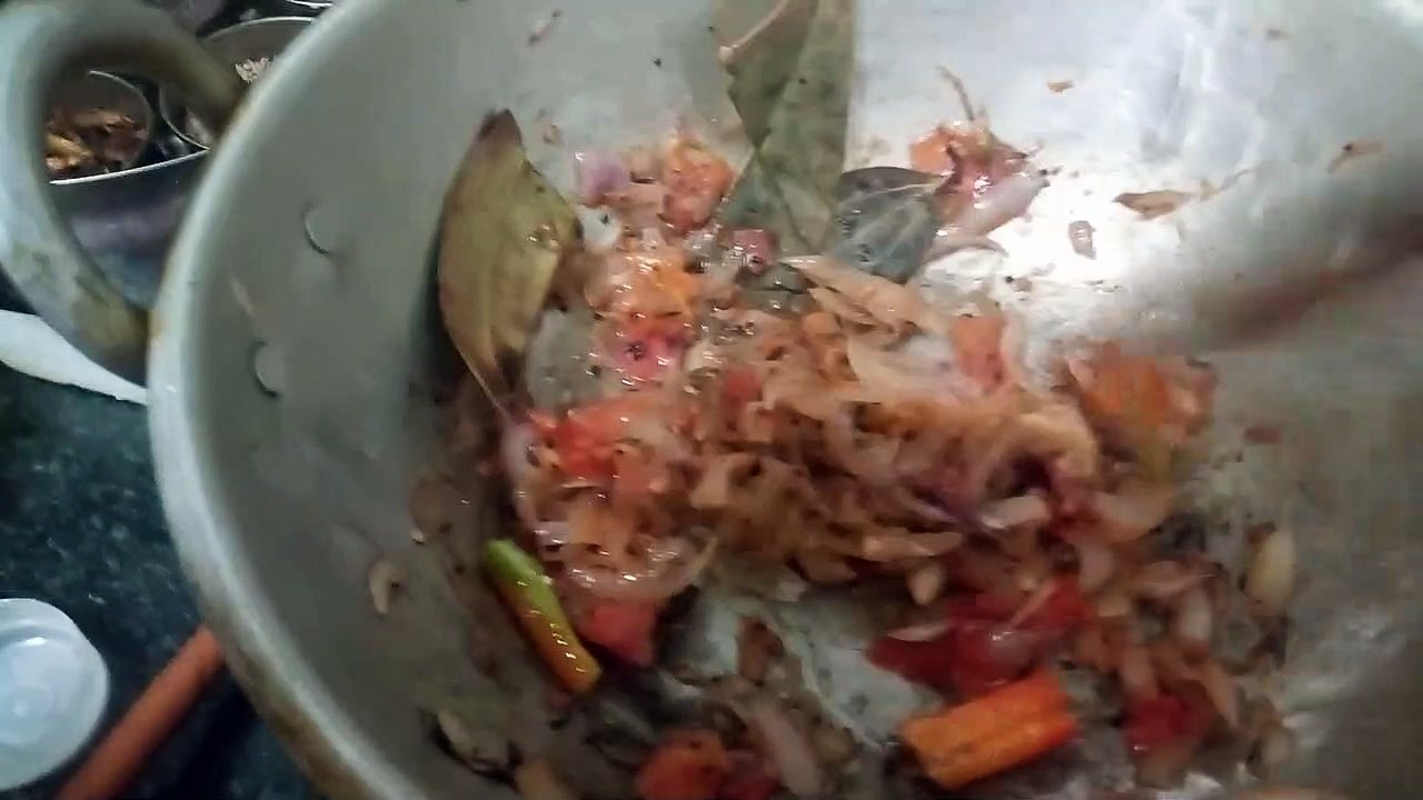 CAULIFLOWER KURMA FOR CHAPATHI