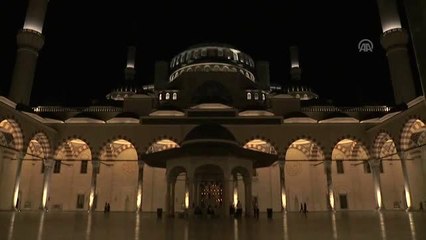 "Babalar ve Çocuklar Sabah Namazında Buluşuyor"