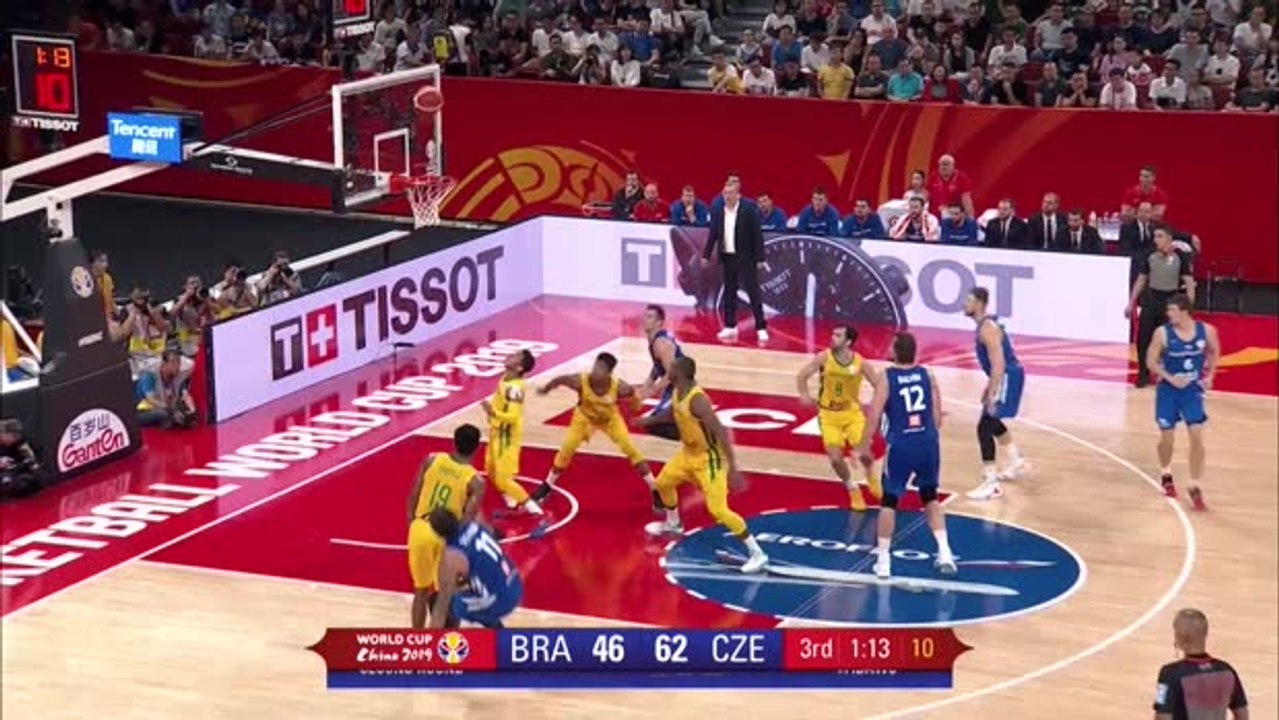 Ceko Kejutkan Brasil