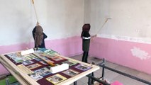 Milli Eğitim Müdürü tulum giyip okulu boyadı - AĞRI