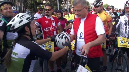Yüzlerce bisikletlinin Üsküdar’dan Beykoz’a sahil turu havadan görüntülendi