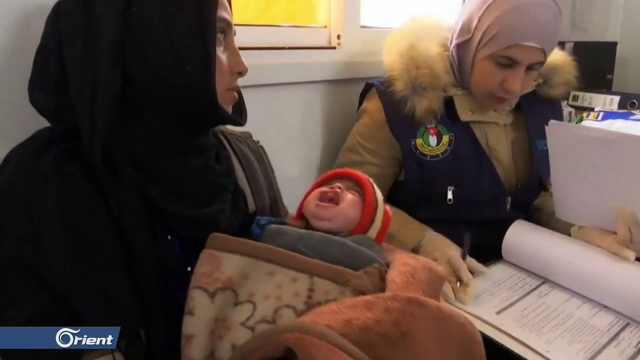 الأمم المتحدة تدخل قافلة مساعدات جديدة إلى مخيم الركبان على الحدود مع الأردن