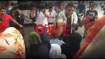 Ahmet Yenilmez, HDP İl Başkanlığı önünde direnen Diyarbakır annelerinin yanına koştu