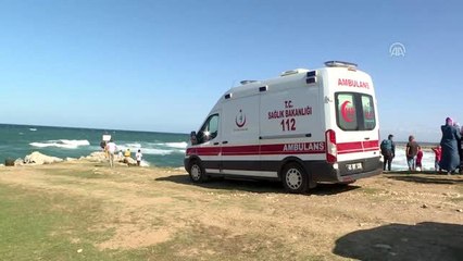 Denize giren çocuk kayboldu