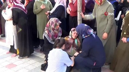 Üniversiteli Burcu gözyaşları arasında toprağa verildi
