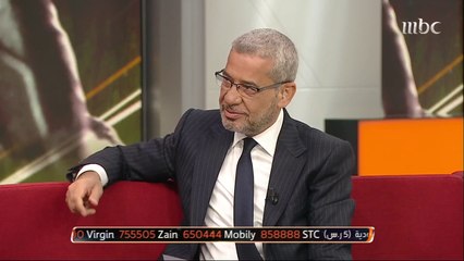 ستار سعد يحاول تعليم الآغا اللهجة العراقية على الهواء