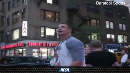 Alex Rodriguez, Rob Gronkowski Play Catch In New York City Traffic